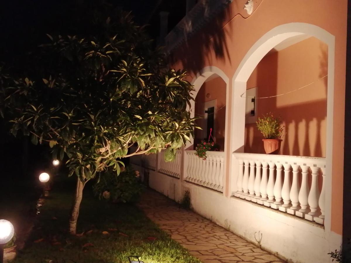 Aris Paschalia Studios Argyrades Exterior foto